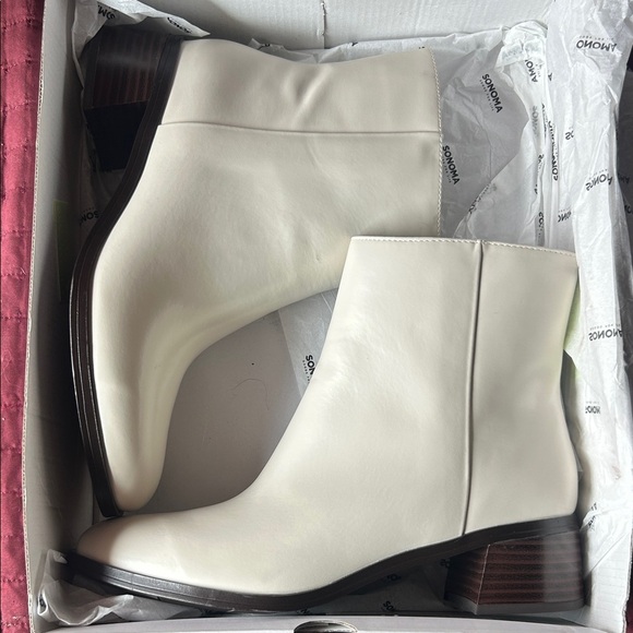 Sonoma Shoes - Sonoma Off-White Ankle Booties